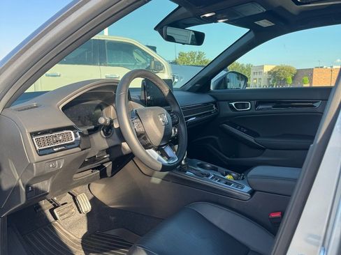 Used 2025 Honda Civic Sport Touring image 8