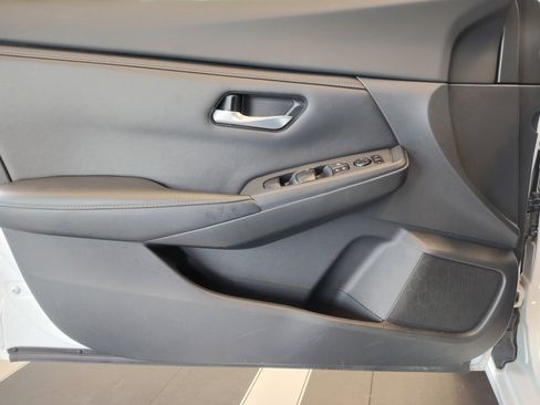 Used 2021 Nissan Sentra SV FWD image 25