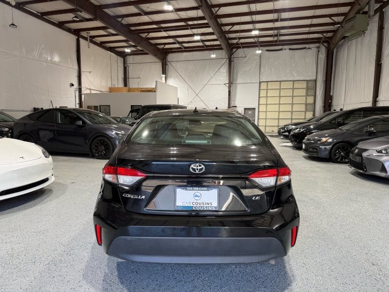 Used 2023 Toyota Corolla LE FWD image 6