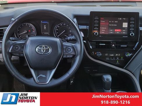 Used 2024 Toyota Camry SE image 28