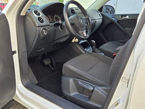 Used 2015 Volkswagen Tiguan S FWD image 14