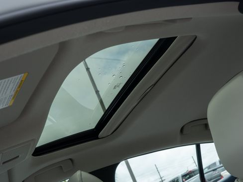 Used 2026 Nissan Sentra SL w/ Floor Mat Package FWD image 28