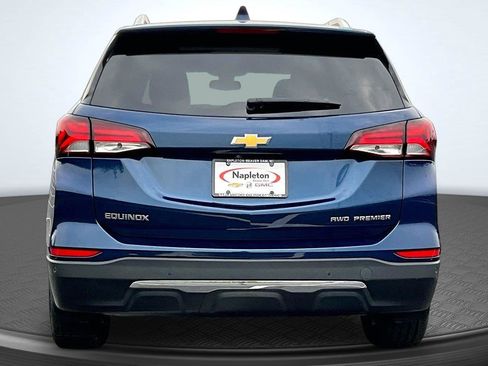 Used 2022 Chevrolet Equinox Premier AWD/4WD image 4