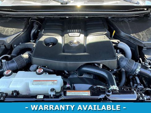 Used 2024 Lexus GX 550 w/ Accessory Package (31) AWD/4WD image 31