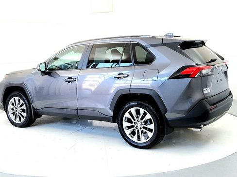 Used 2025 Toyota RAV4 XLE Premium w/ Weather Package AWD/4WD image 4