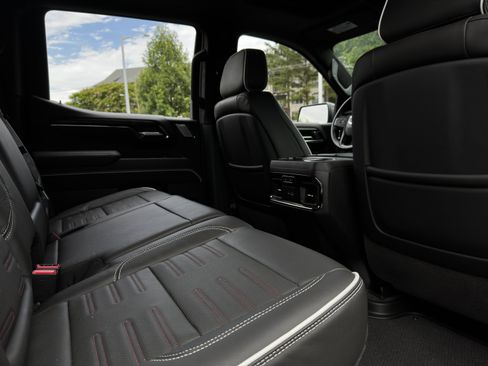 Used 2024 GMC Sierra 1500 AT4X AWD/4WD image 32