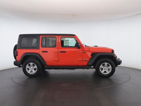 Used 2020 Jeep Wrangler Unlimited Sport S image 19