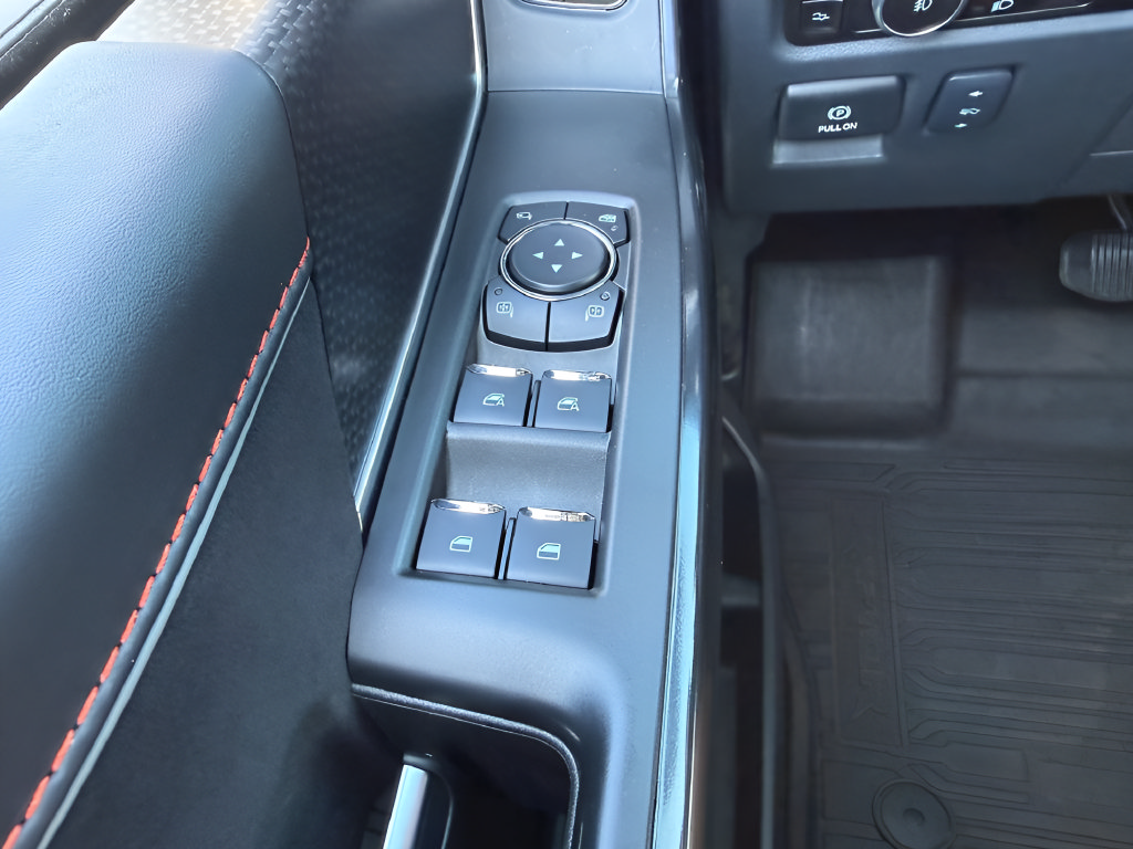Certified 2025 Ford F150 Raptor w/ Equipment Group 803A Raptor R AWD/4WD image 31