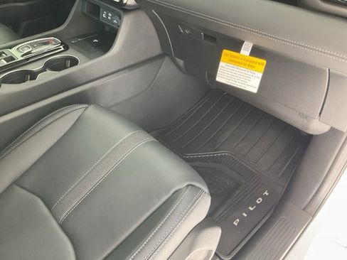 New 2025 Honda Pilot EX-L image 26