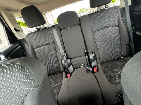 Used 2017 Dodge Journey SE image 24