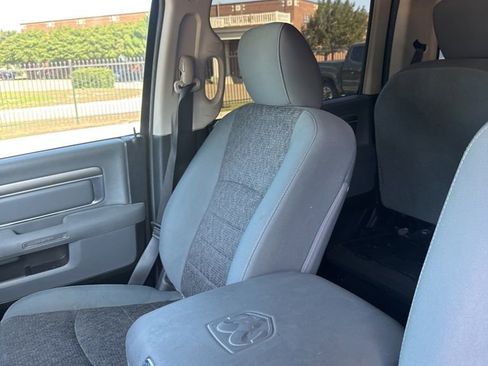 Used 2016 RAM 1500 Big Horn RWD image 7