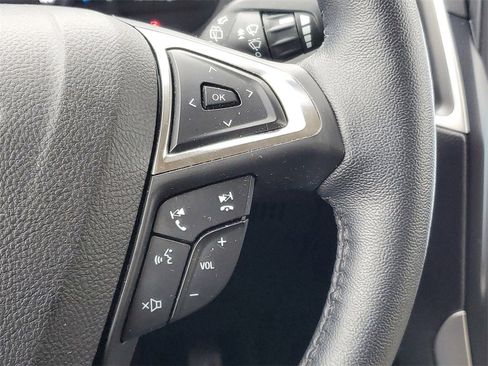 Used 2023 Ford Edge SEL w/ Convenience Package image 13