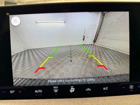 New 2025 Ford Maverick XLT image 24