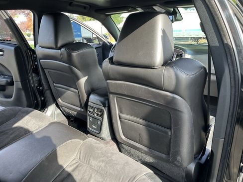 Used 2019 Dodge Charger R/T w/ Plus Group image 34