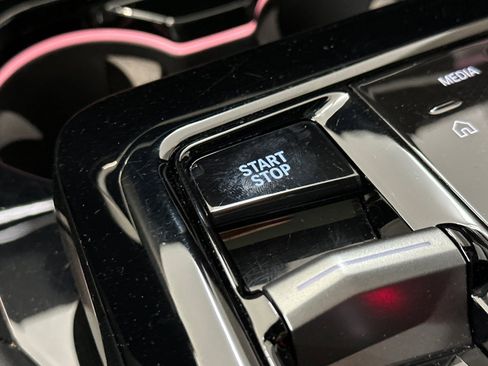 Certified 2024 BMW i5 eDrive40i RWD image 34