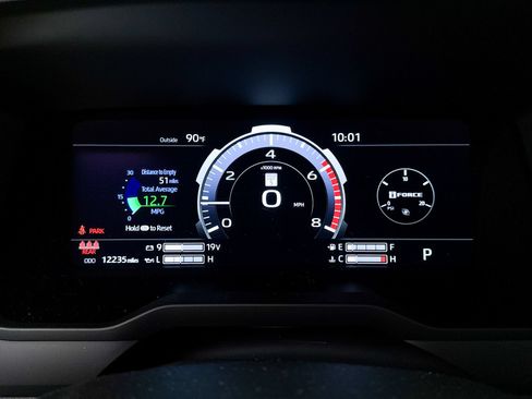 Used 2025 Toyota Tundra Limited AWD/4WD image 35