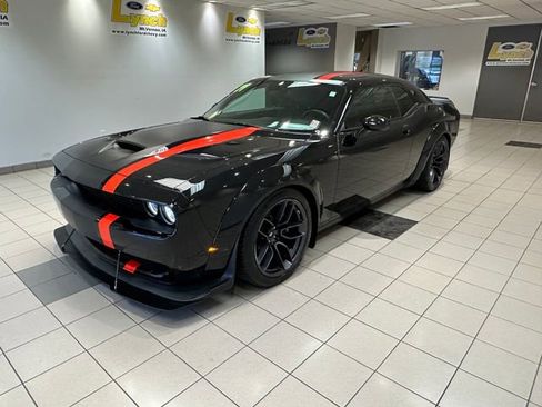Used 2021 Dodge Challenger R/T Scat Pack RWD image 2
