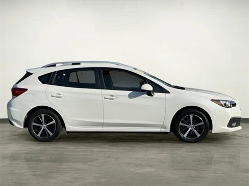 Used 2022 Subaru Impreza Premium image 12
