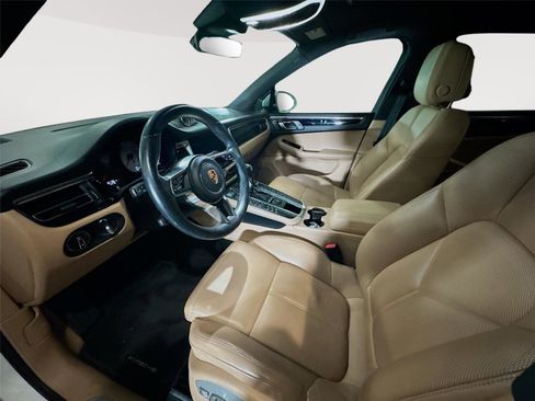 Used 2019 Porsche Macan S AWD/4WD image 10