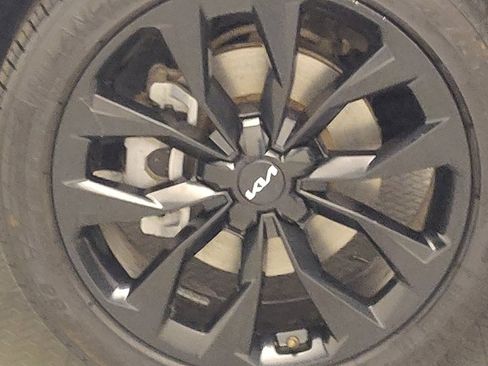 Used 2022 Kia Sorento SX image 31