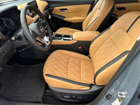 New 2025 Nissan Sentra SV w/ SV Premium Package image 9