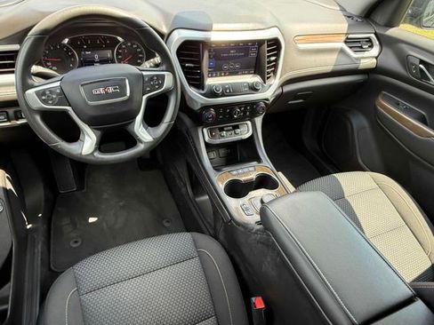 Certified 2023 GMC Acadia SLE w/ Driver Convenience Package AWD/4WD image 2