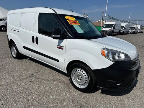 Used 2021 RAM ProMaster City Tradesman image 3