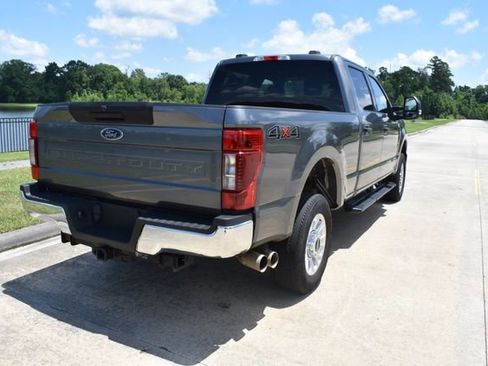 Used 2022 Ford F250 XLT AWD/4WD image 4