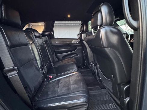 Used 2017 Jeep Grand Cherokee Altitude image 27