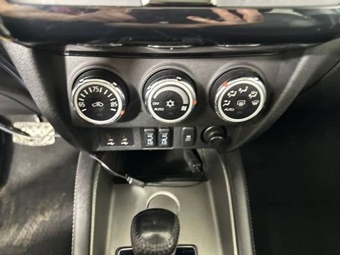 Used 2018 Mitsubishi Outlander Sport SEL image 23