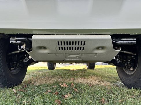 Used 2021 Toyota Tacoma TRD Pro AWD/4WD image 15