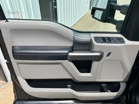 Used 2020 Ford F350 XLT w/ XLT Premium Package AWD/4WD image 15