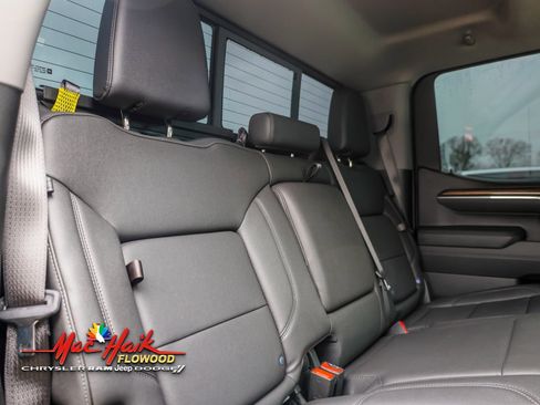 Used 2024 Chevrolet Silverado 1500 LT Trail Boss w/ LT Trail Boss Premium Package image 15