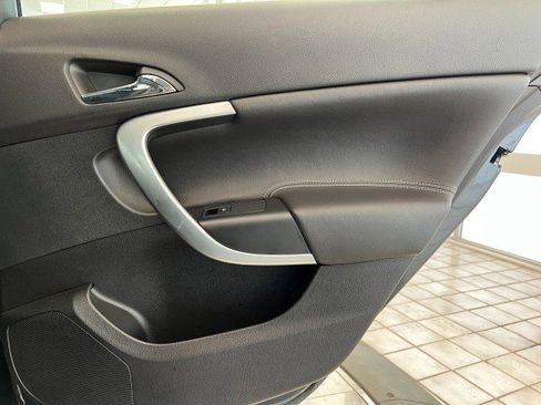 Used 2013 Buick Regal Premium FWD image 35