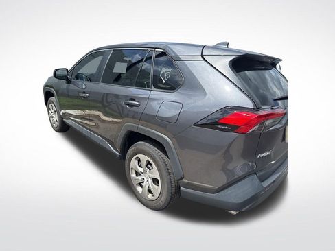 Used 2024 Toyota RAV4 LE FWD image 4