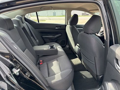 Used 2022 Nissan Altima 2.5 SV image 12