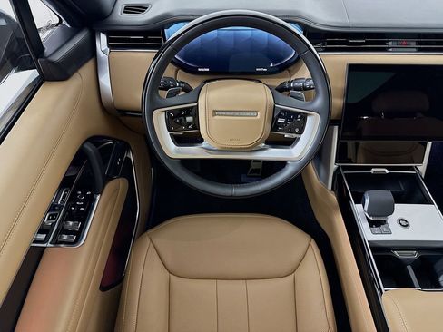 New 2026 Land Rover Range Rover SE image 10