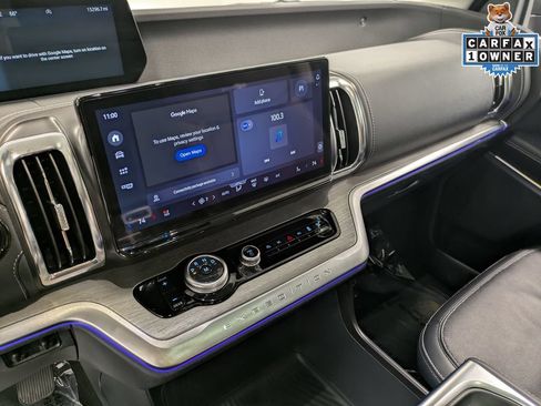 Certified 2025 Ford Expedition Platinum w/ Driver's Package AWD/4WD image 15