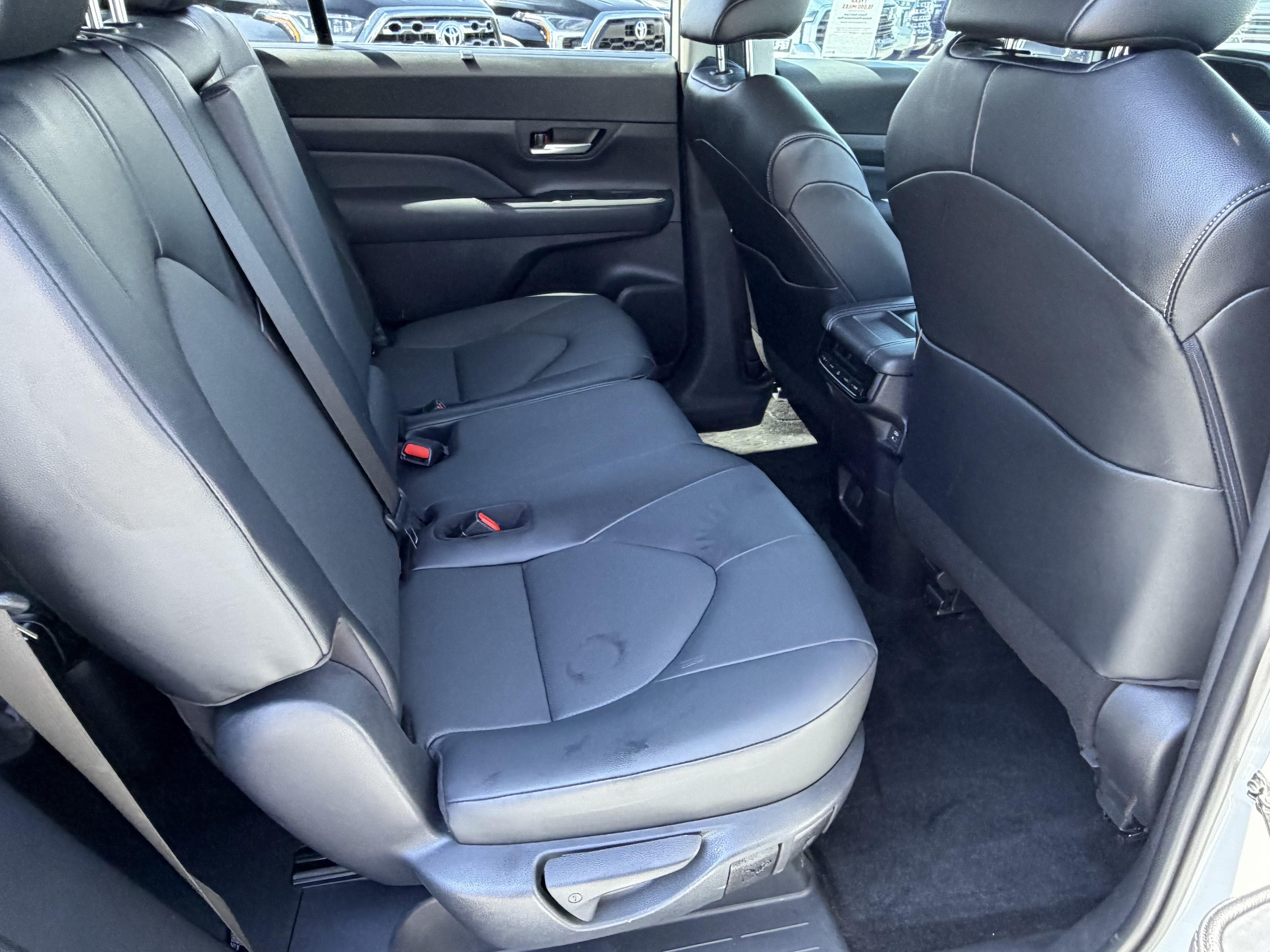 Certified 2026 Toyota Grand Highlander AWD Hybrid image 12