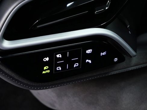 Used 2025 Ferrari 296 GTS image 35