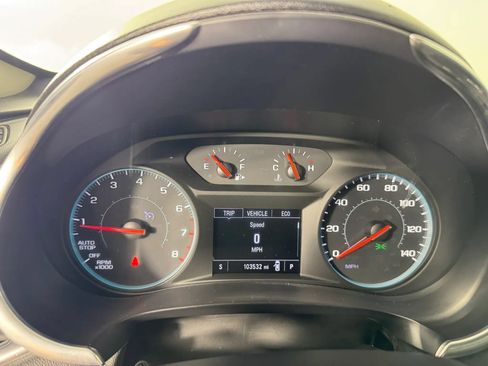 Used 2021 Chevrolet Malibu LT FWD image 14