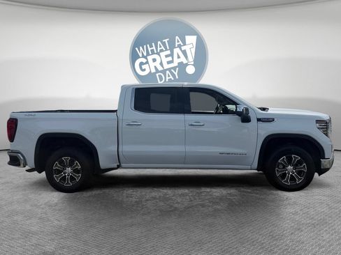 Certified 2025 GMC Sierra 1500 SLT AWD/4WD image 2