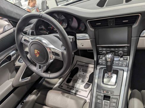 Used 2012 Porsche 911 Carrera RWD image 14