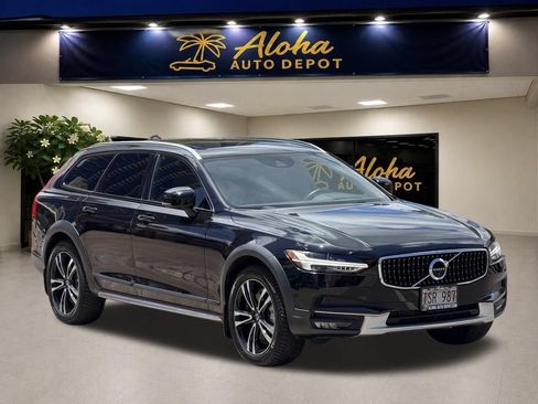 Used 2018 Volvo V90 T5 Cross Country w/ Convenience Package AWD/4WD image 6