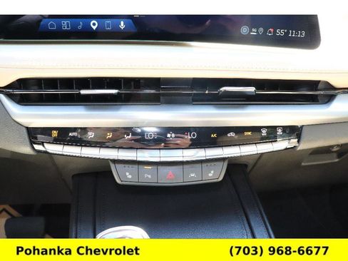 Used 2024 Cadillac XT4 Luxury w/ Cold Weather Package AWD/4WD image 16
