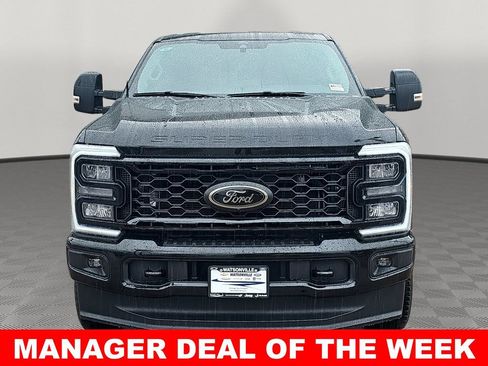 New 2026 Ford F250 Lariat w/ Black Appearance Package AWD/4WD image 8
