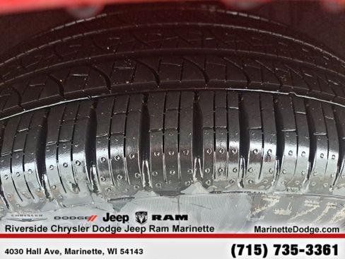 New 2026 Chrysler Pacifica Select image 12