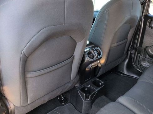 Certified 2018 Jeep Wrangler Unlimited Sport S image 25