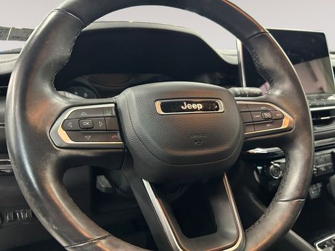 Used 2022 Jeep Compass Altitude w/ Convenience Group image 12