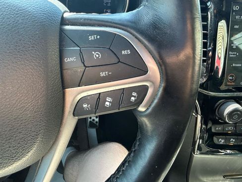 Used 2021 Jeep Grand Cherokee High Altitude AWD/4WD image 20